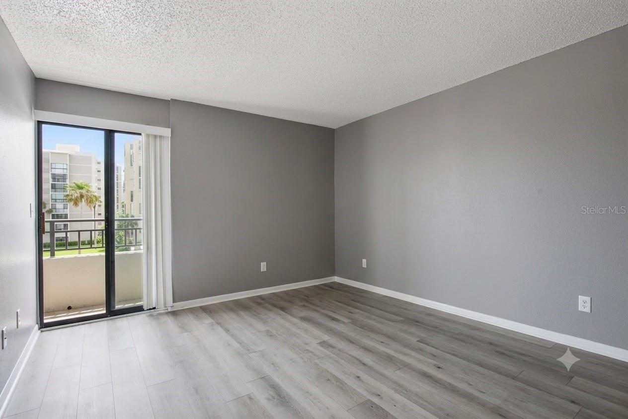 800 S Gulfview Blvd #403 Property Photo 32
