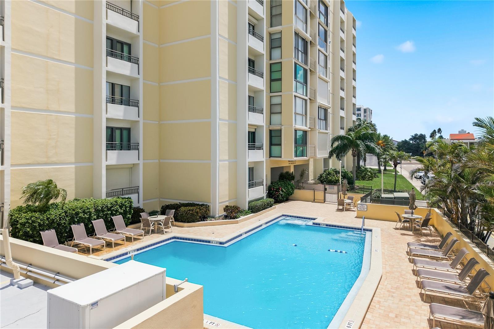 800 S Gulfview Blvd #403 Property Photo 39