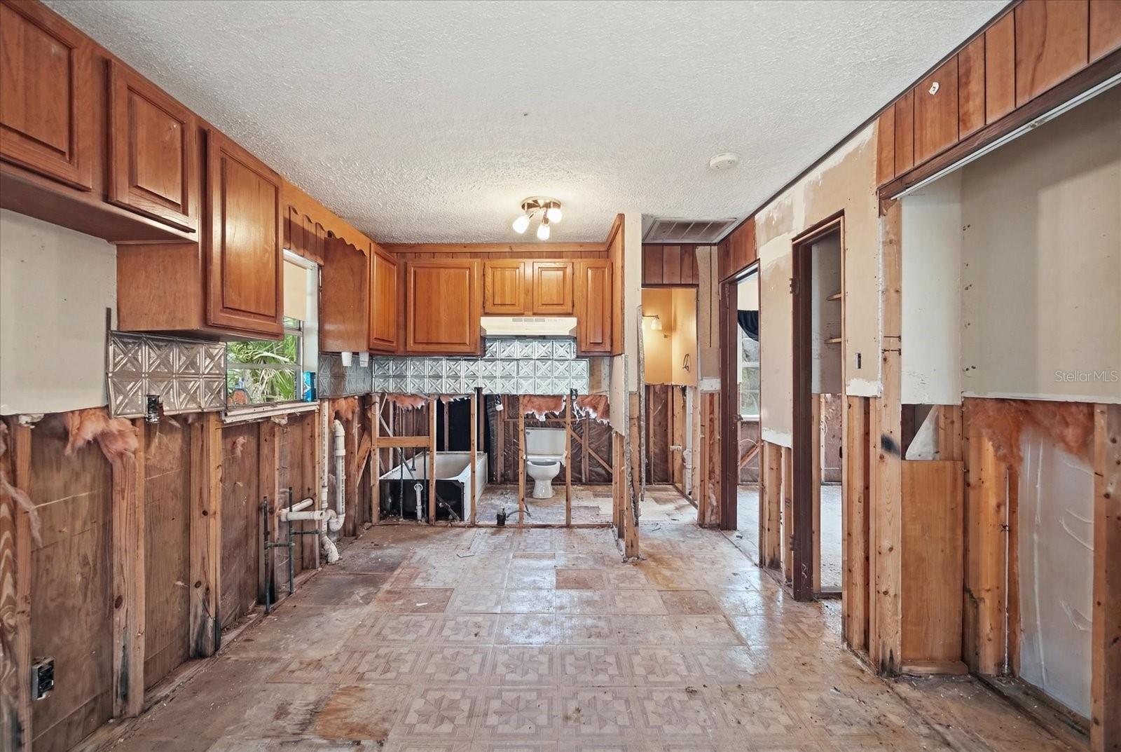 14496 & 14498 W Captain Ct Property Photo 15