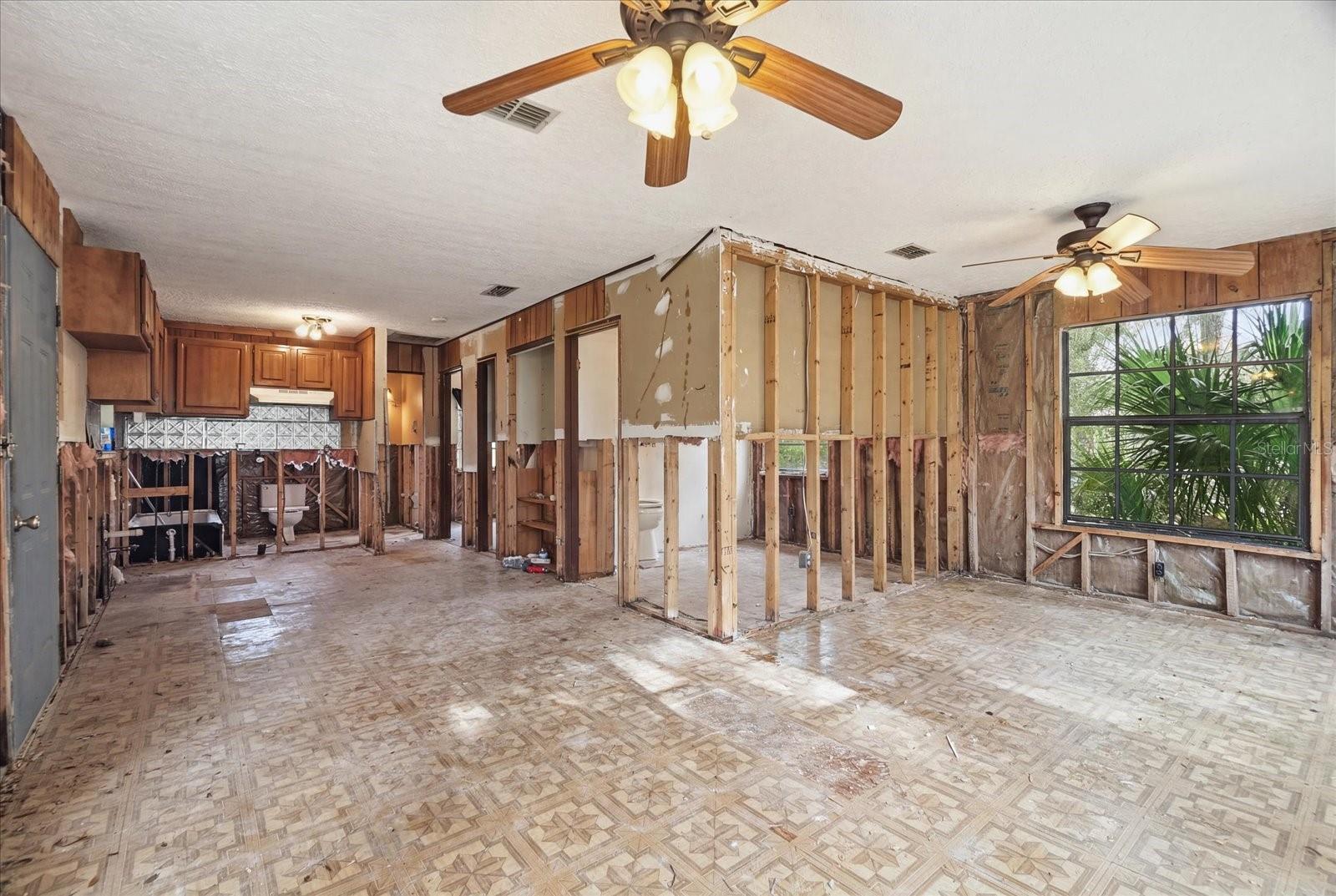 14496 & 14498 W Captain Ct Property Photo 18