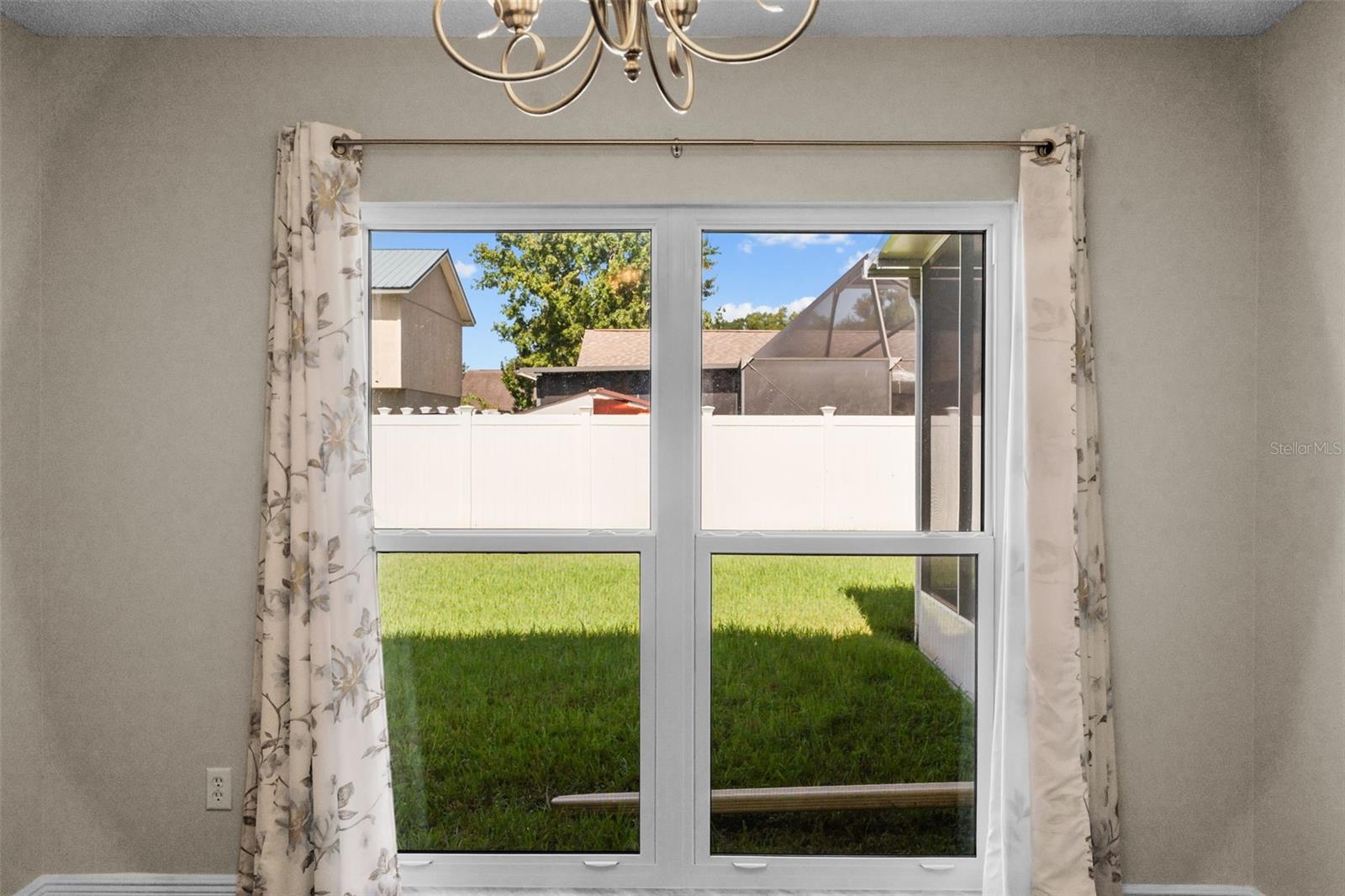 10904 Autumn Oak Pl Property Photo 9