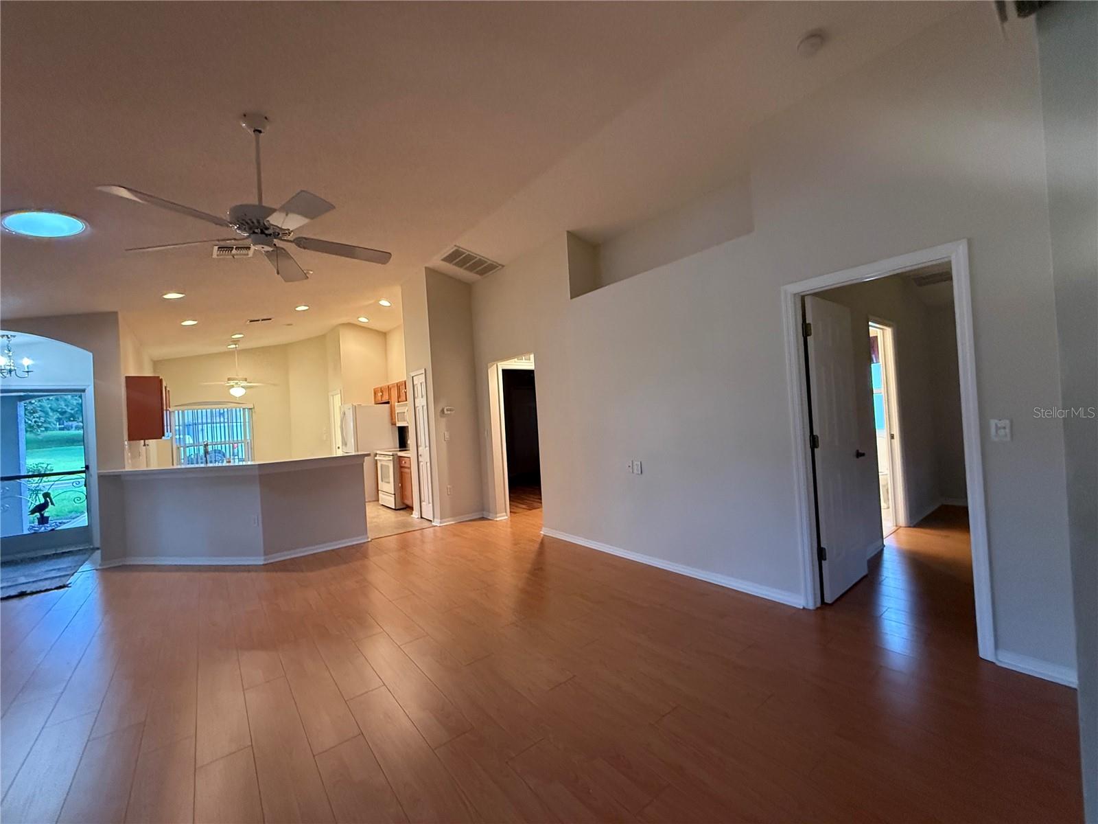 265 Center Oak Cir Property Photo 11