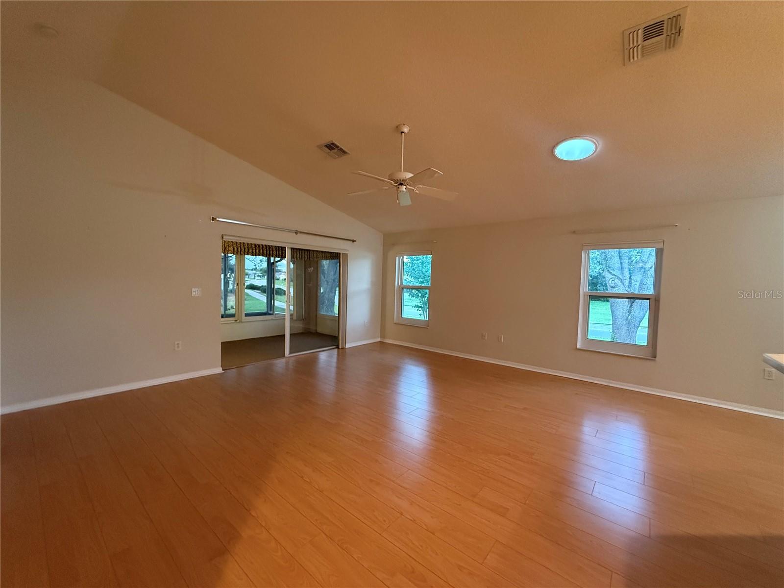 265 Center Oak Cir Property Photo 15
