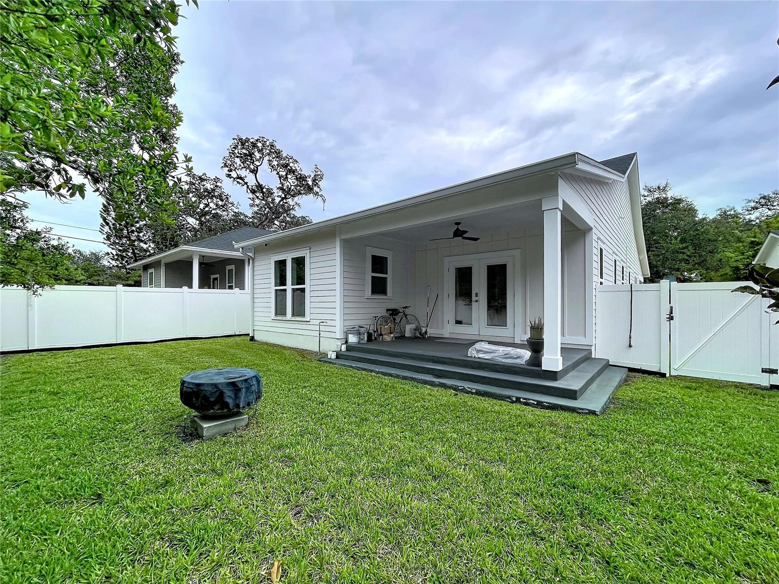 3016 N Massachusetts Ave Property Photo 28