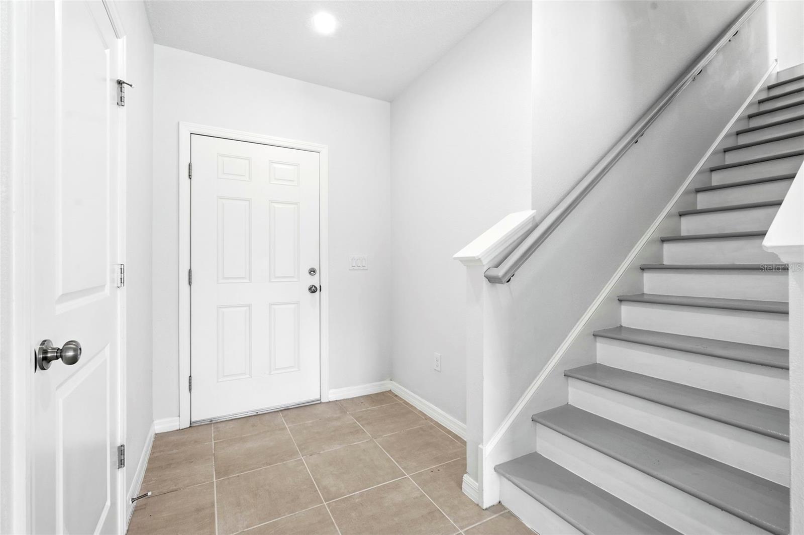 6271 Springmont Loop Property Photo 9