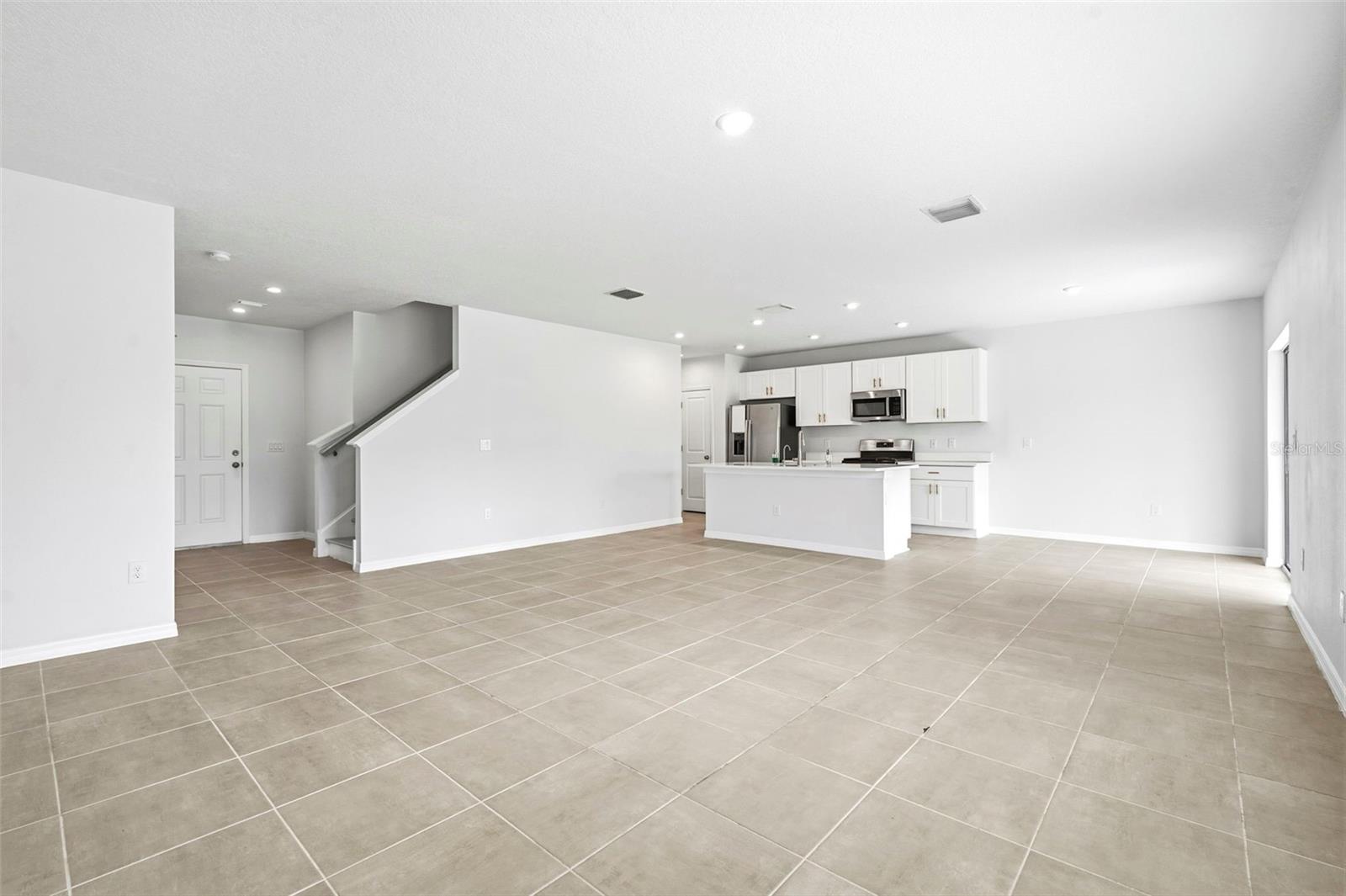 6271 Springmont Loop Property Photo 13
