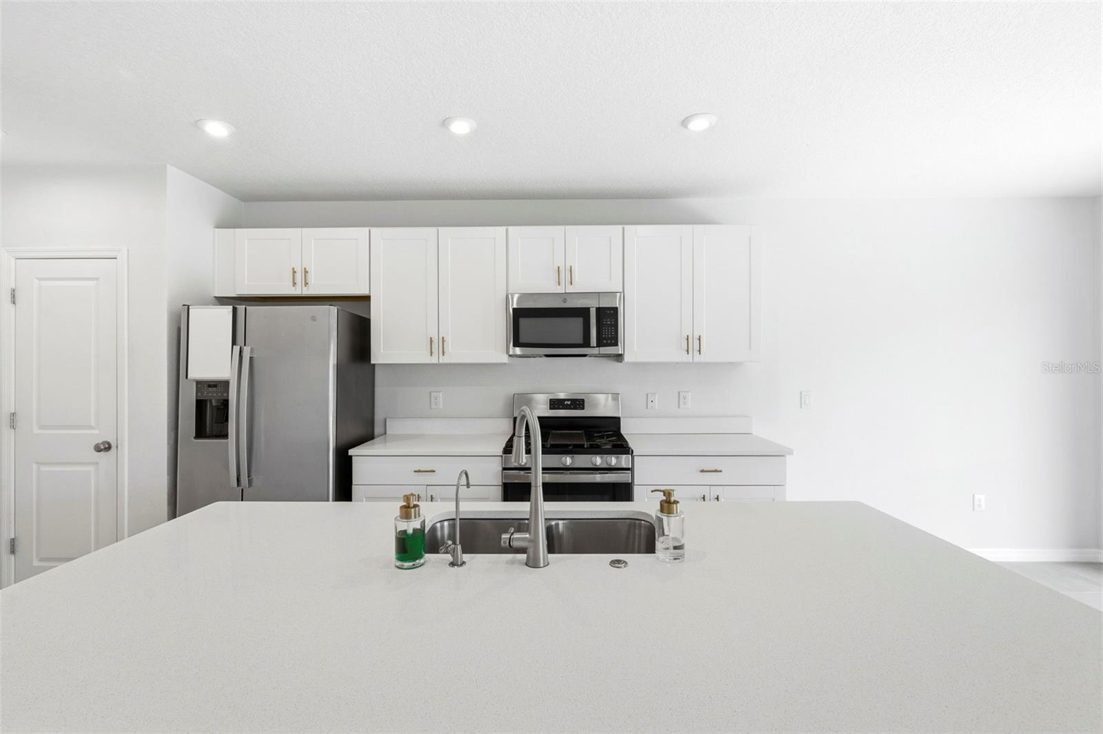 6271 Springmont Loop Property Photo 16