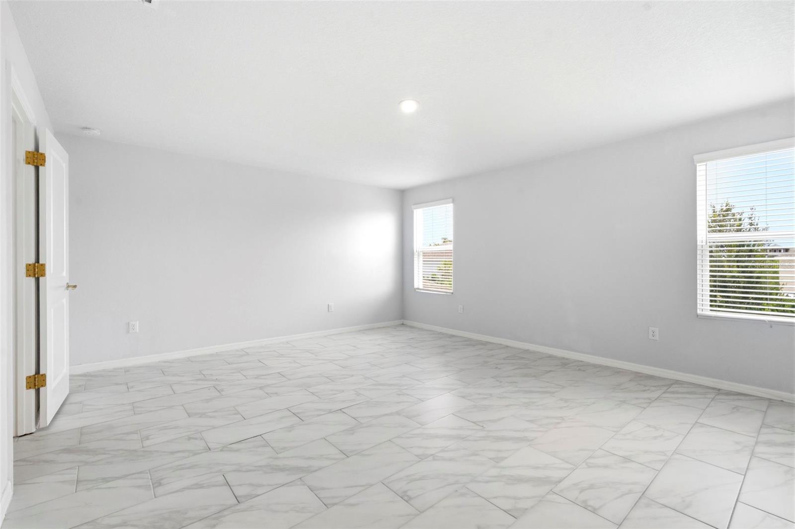 6271 Springmont Loop Property Photo 25