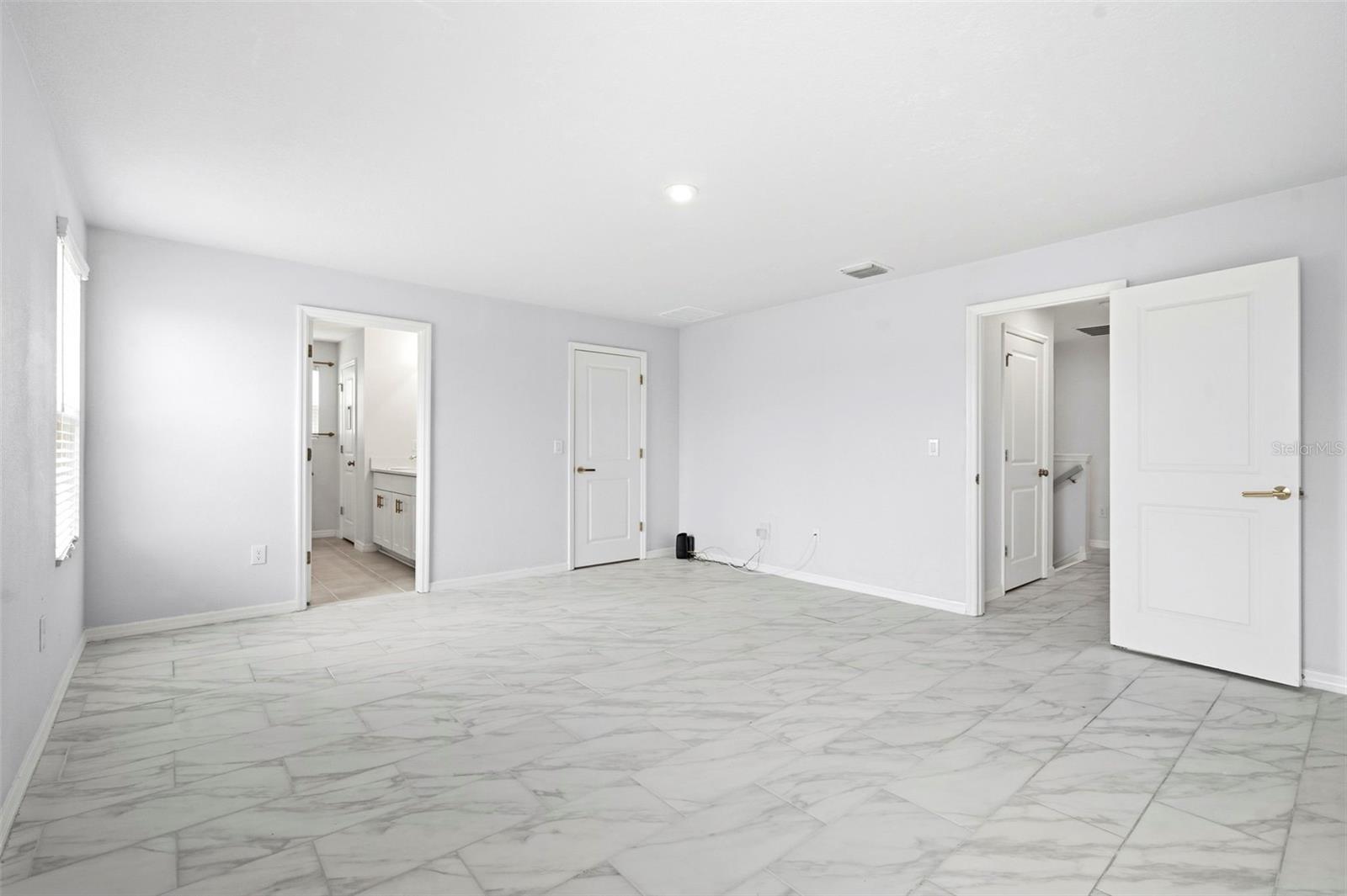 6271 Springmont Loop Property Photo 26