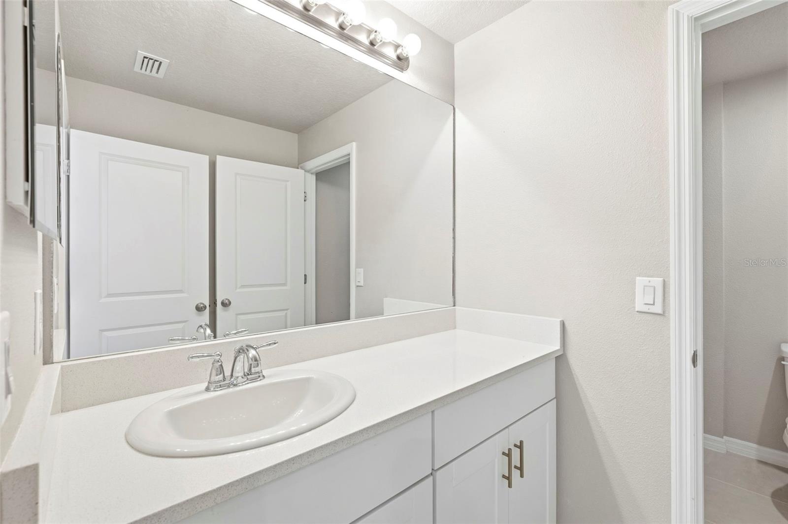 6271 Springmont Loop Property Photo 33