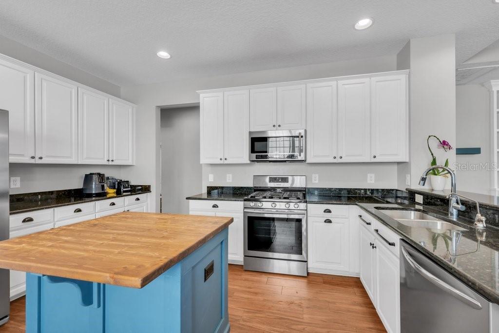 16013 Loneoak View Dr Property Photo 15