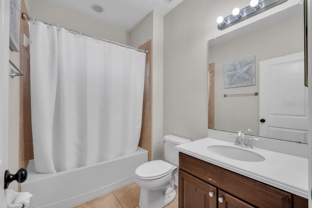 16013 Loneoak View Dr Property Photo 28