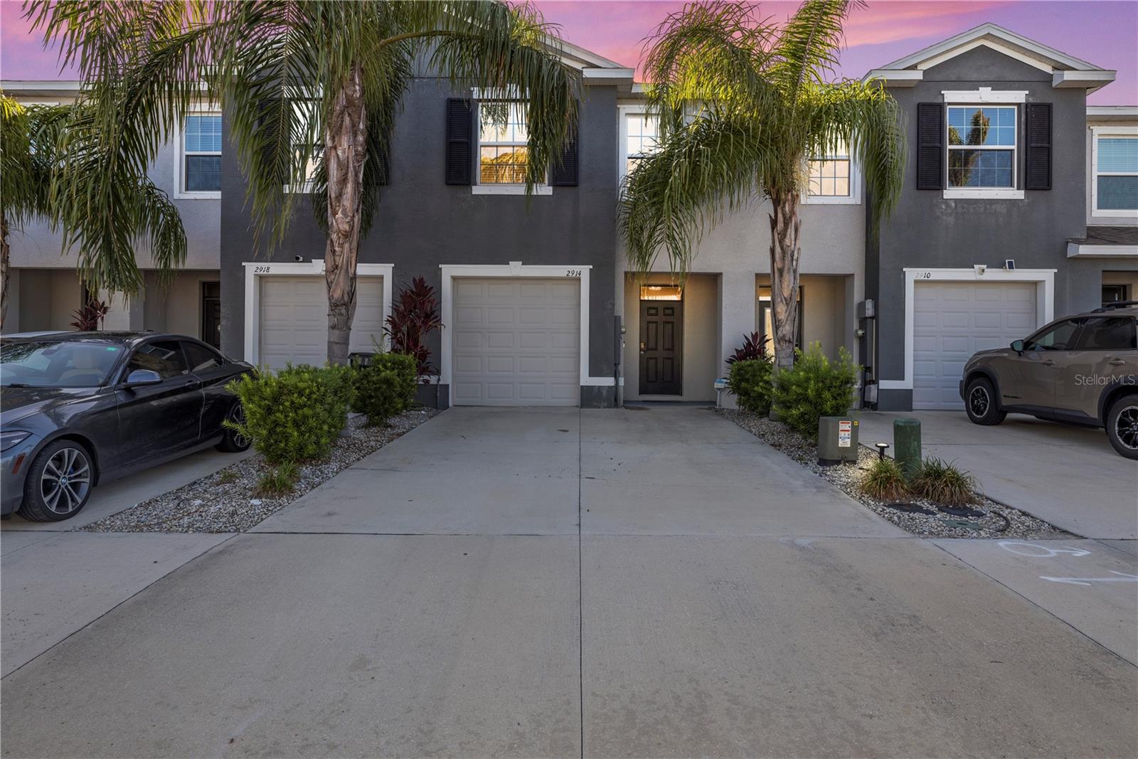 2914 Suncoast Blend Dr Property Photo 1
