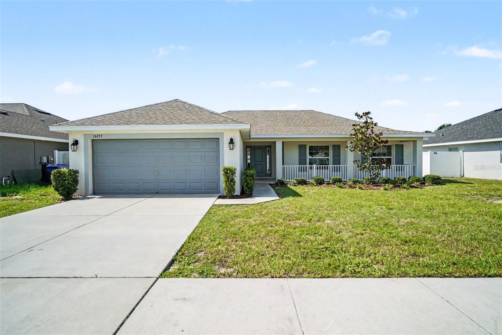 16253 Vine Cliff Ave Property Photo 1