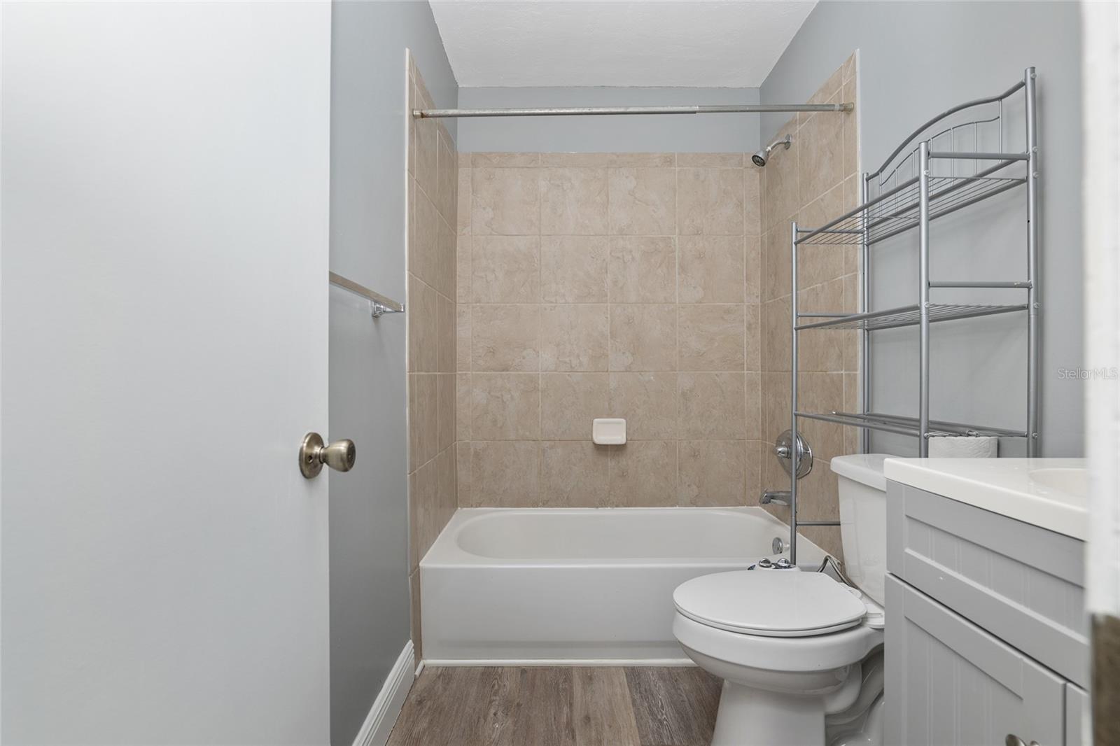 2821 Ne 17th Ter Property Photo 22