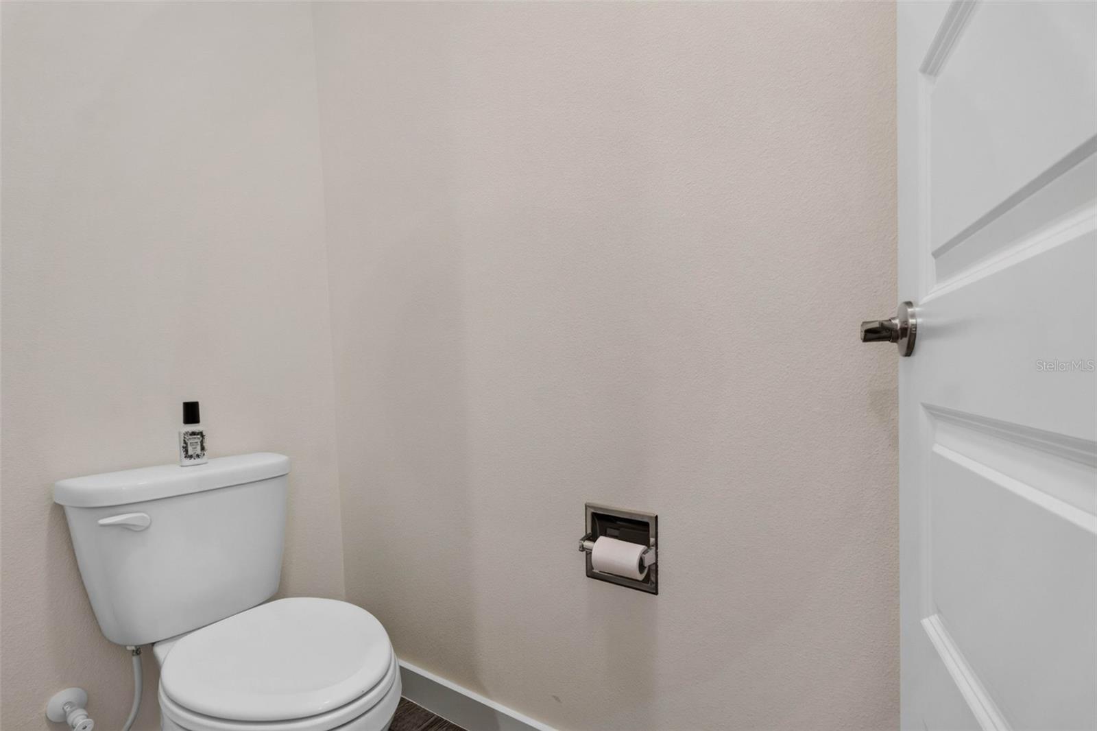 9744 Crescent Ray Dr Property Photo 34