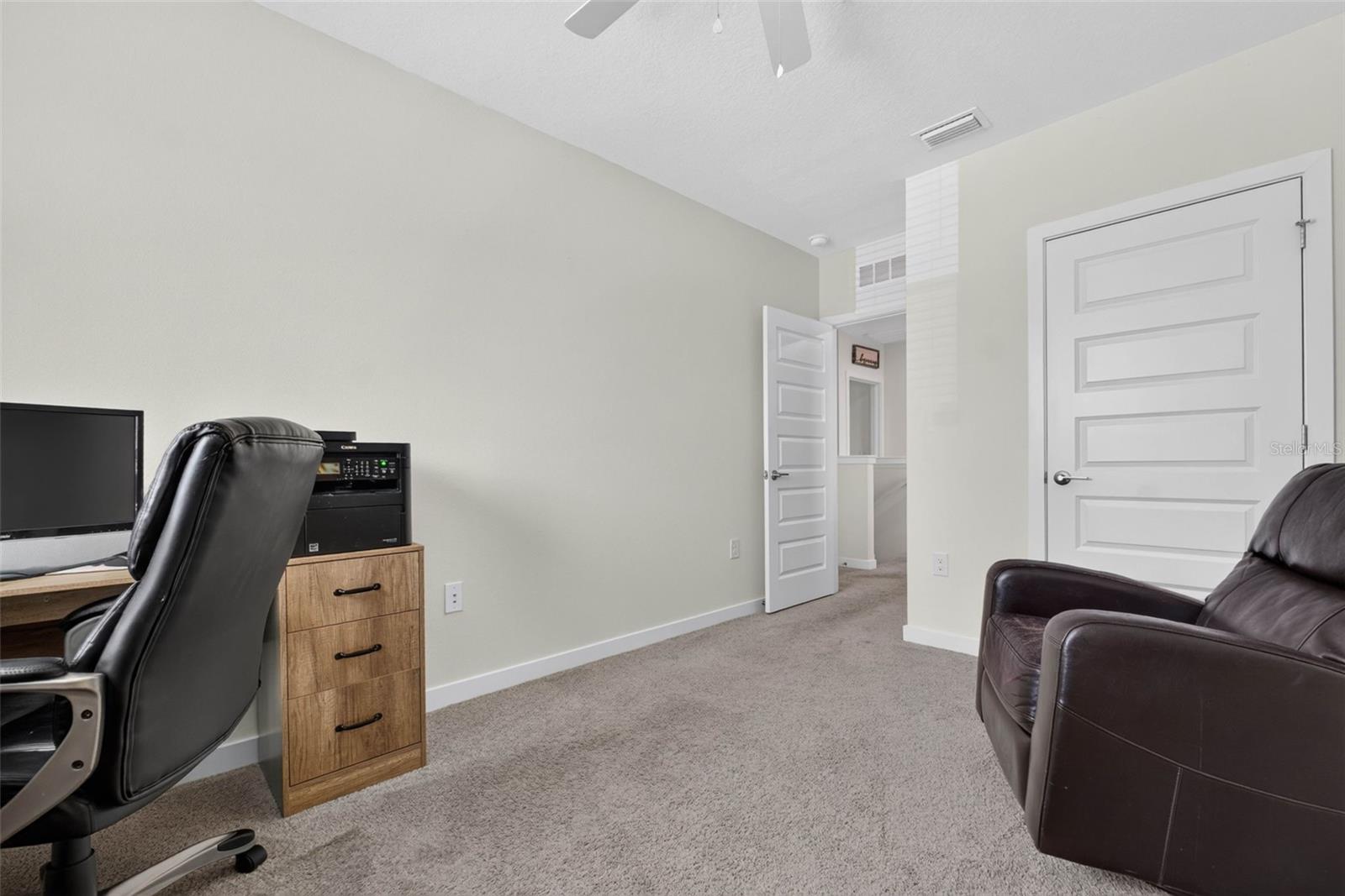 9744 Crescent Ray Dr Property Photo 39