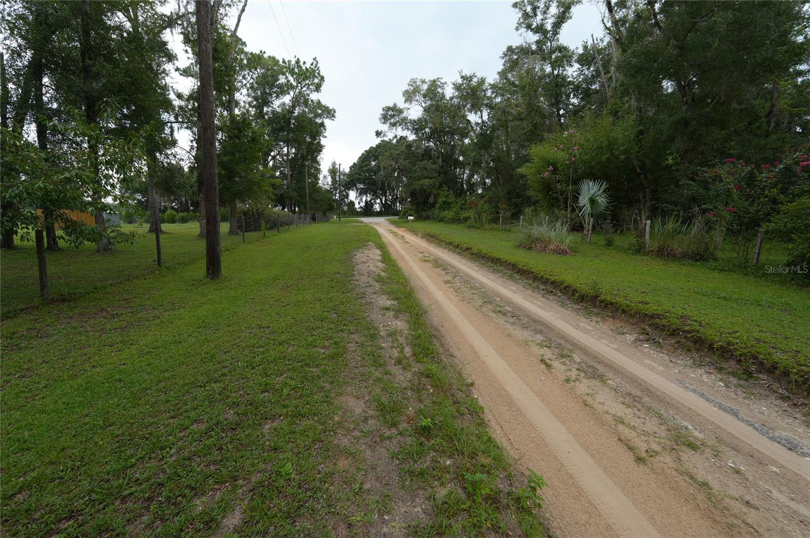 13205 S Crater Ter Property Photo 3