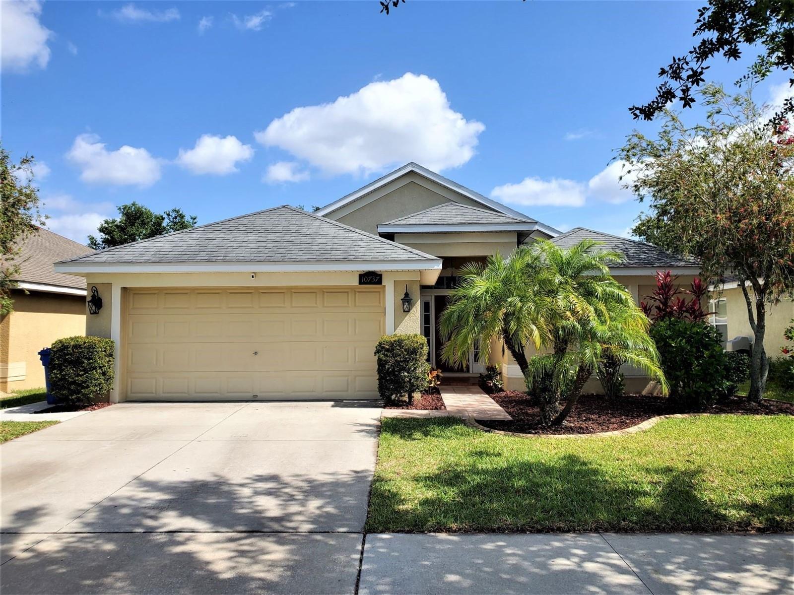 10737 STANDING STONE DR Property Photo 1