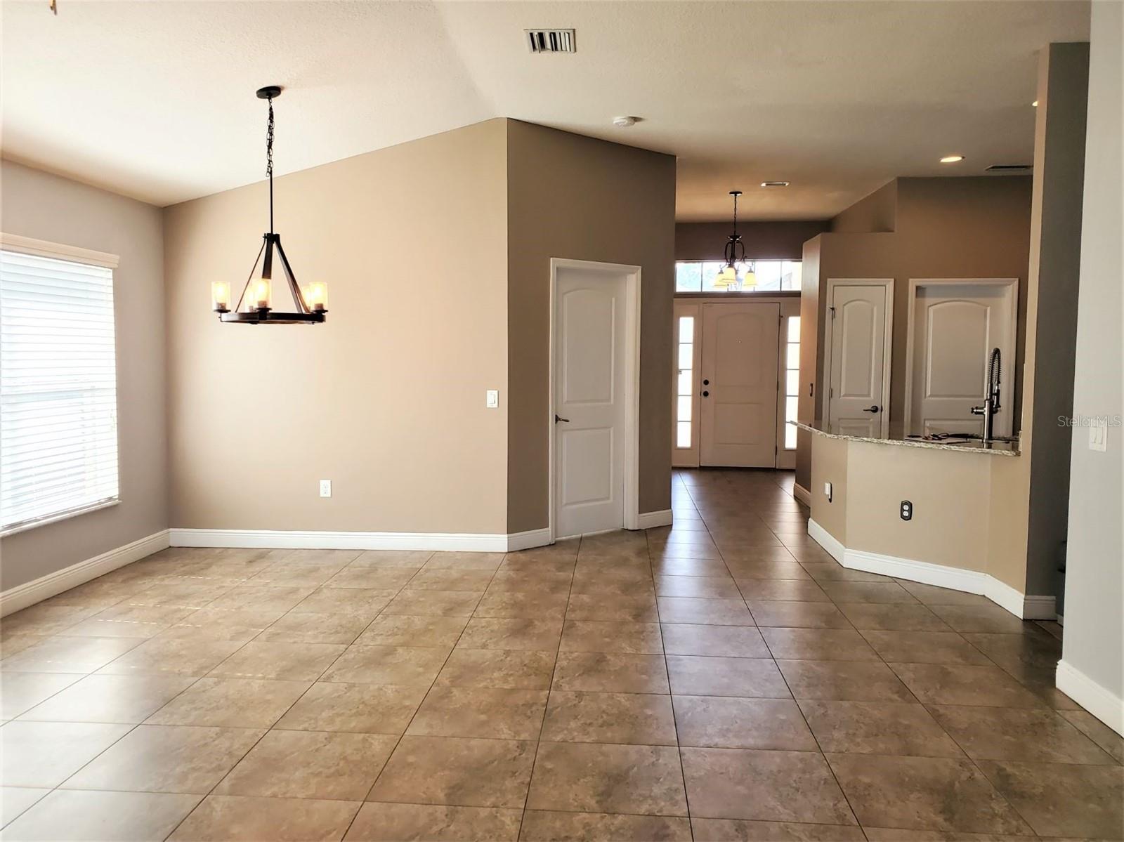 10737 Standing Stone Dr Property Photo 3