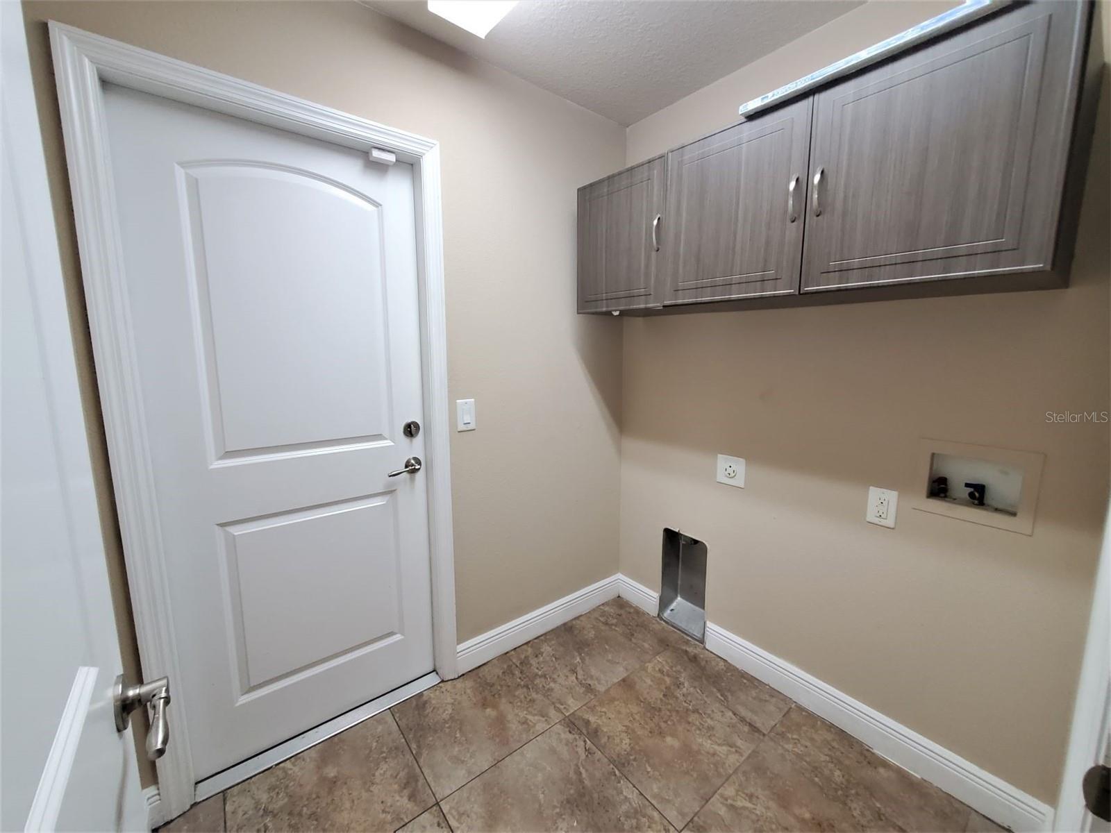 10737 Standing Stone Dr Property Photo 16