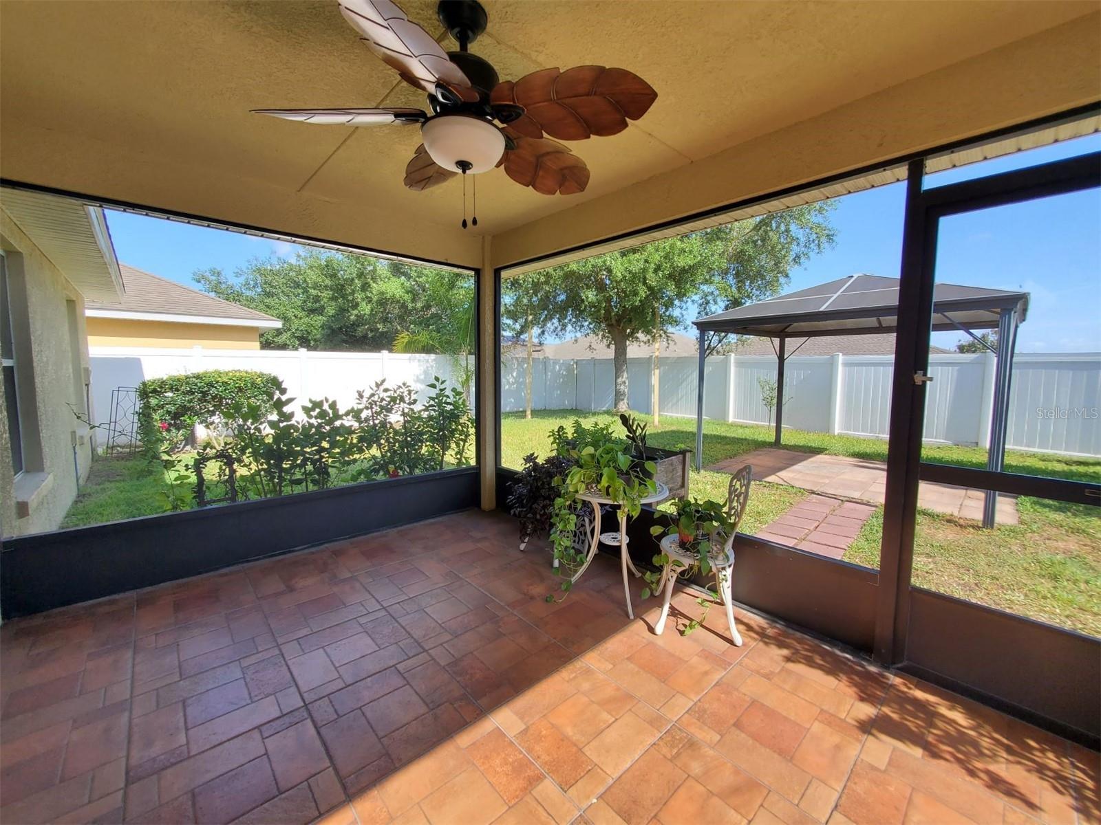 10737 Standing Stone Dr Property Photo 17