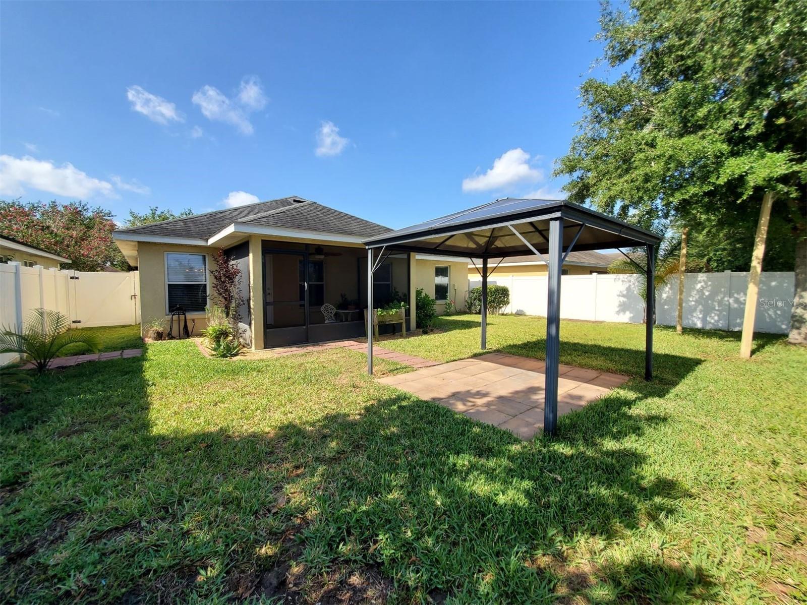 10737 Standing Stone Dr Property Photo 19