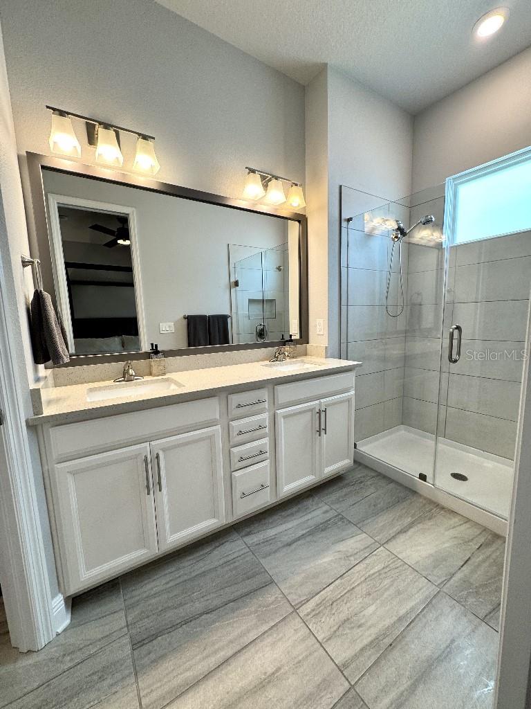 2317 Lindstrom St Property Photo 22