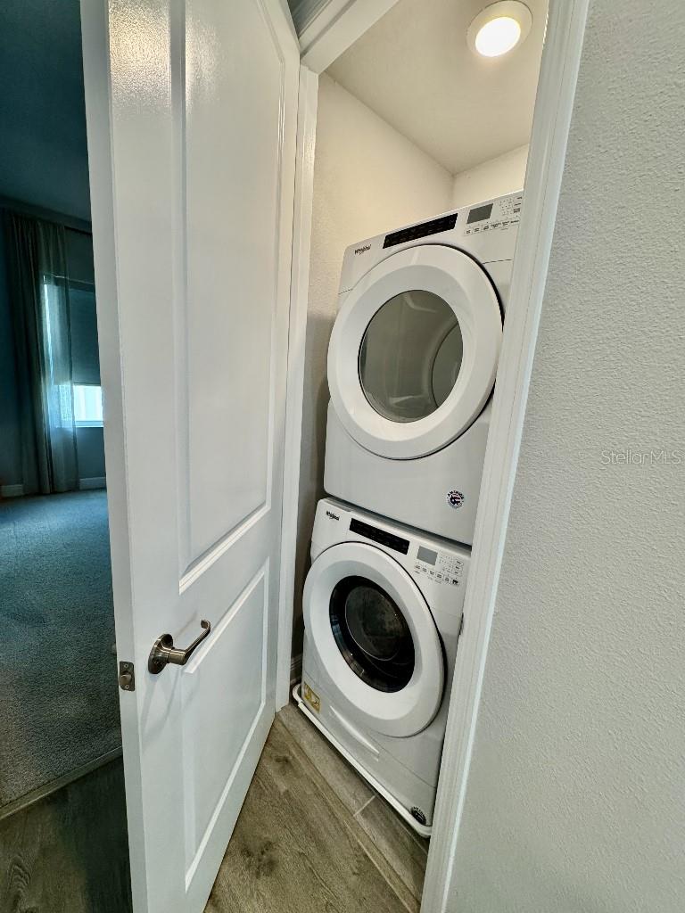 2317 Lindstrom St Property Photo 27