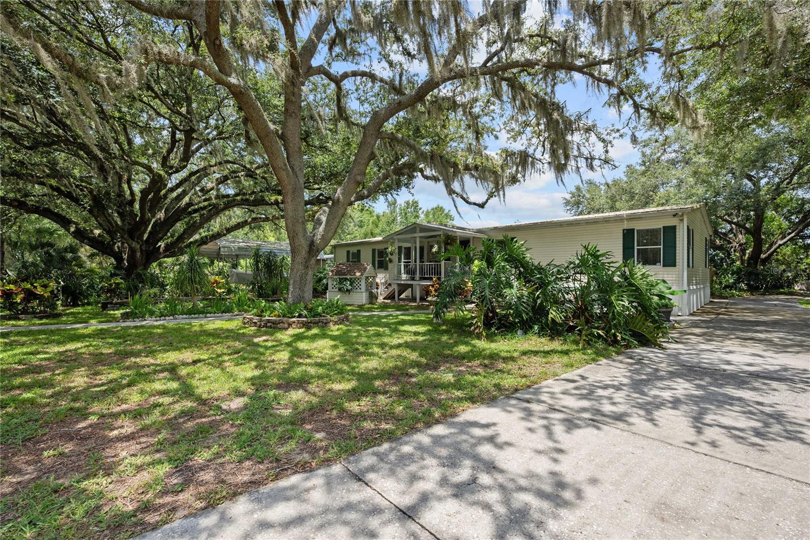 34945 Buck Rd Property Photo 1