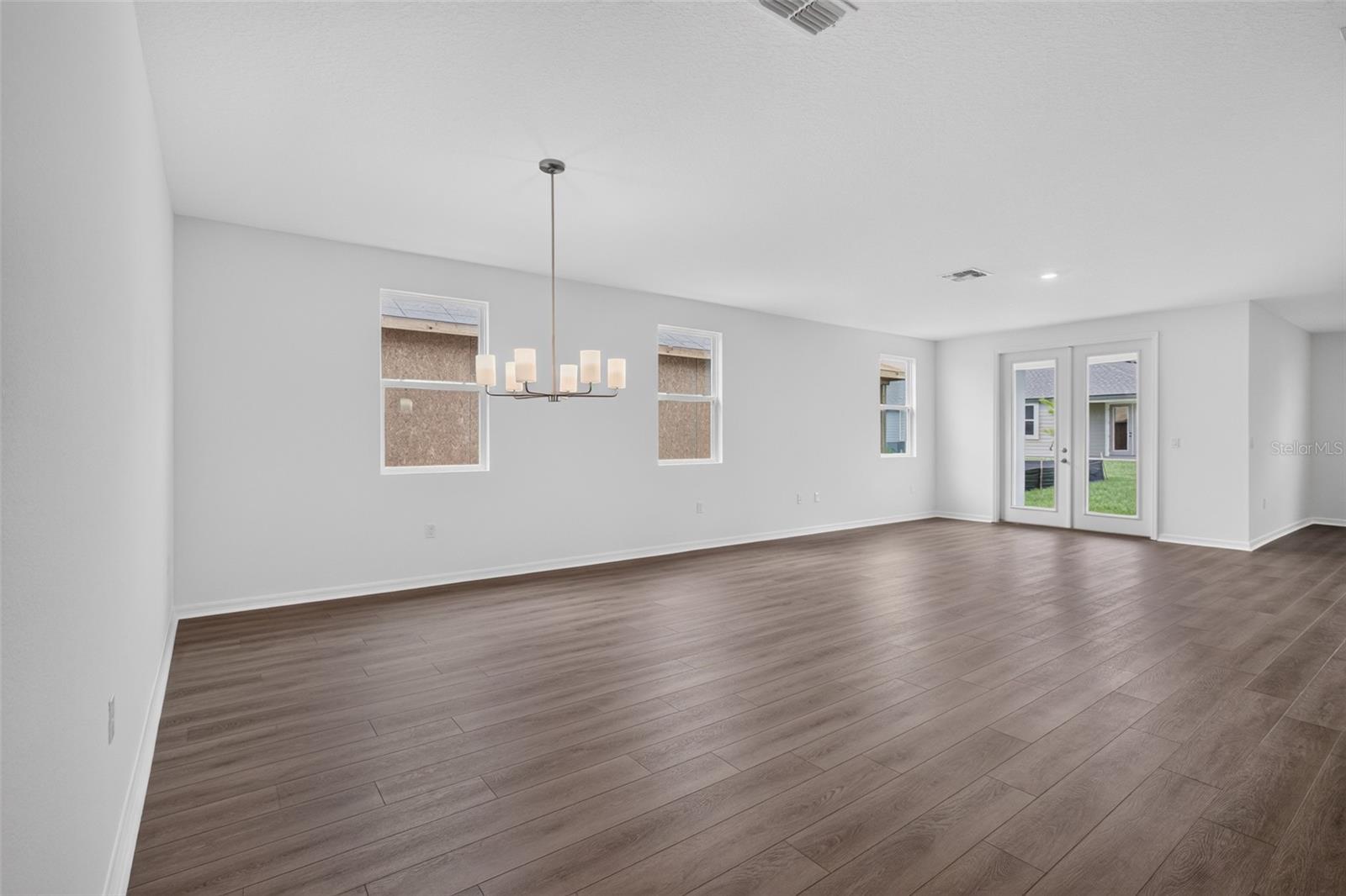 30173 Emerald Forest Dr Property Photo 6