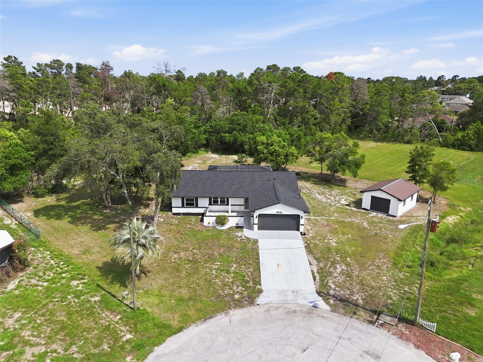 6444 Crowley Ct Property Photo 2