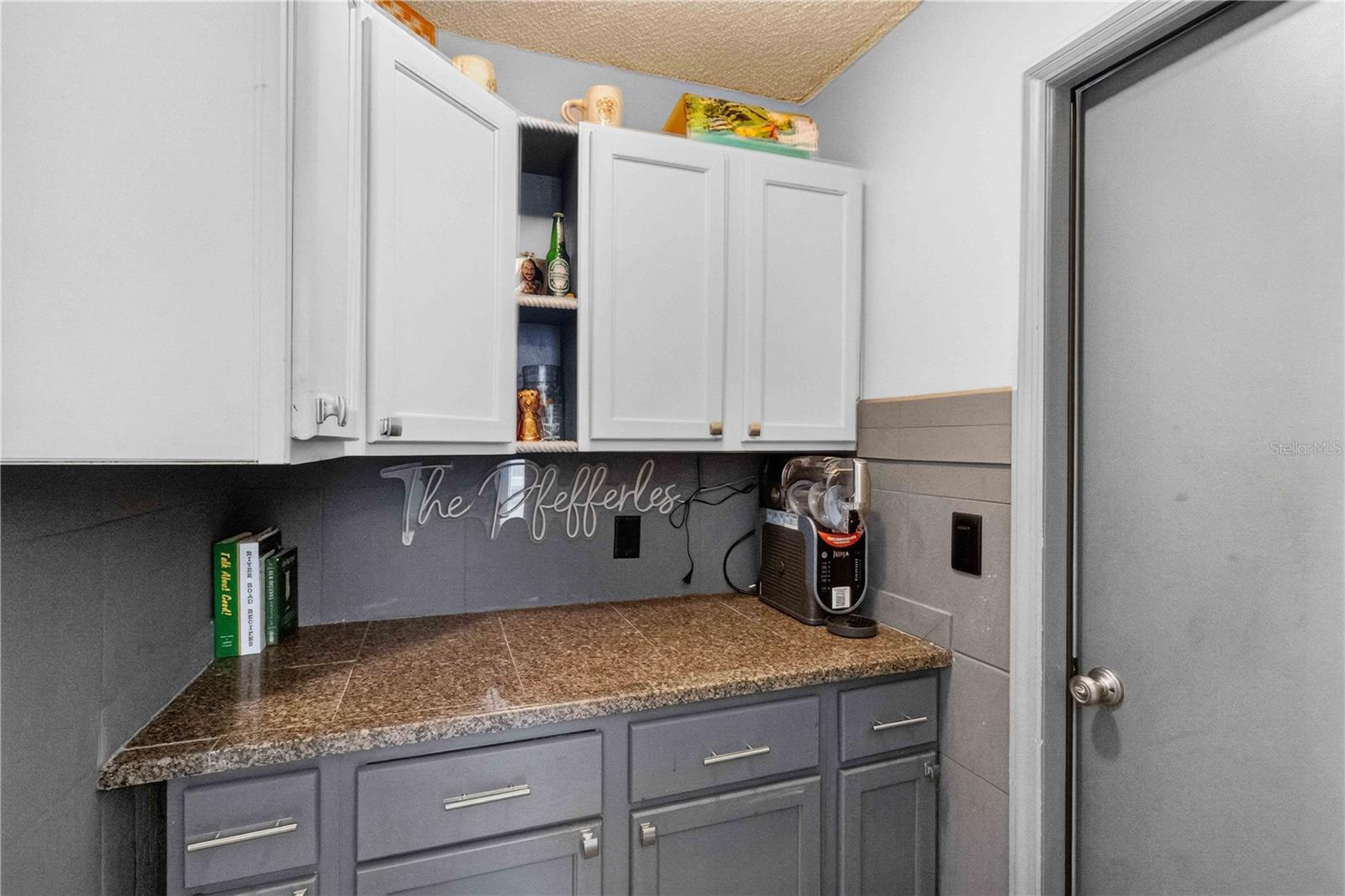 1703 Larabie Ct Property Photo 8