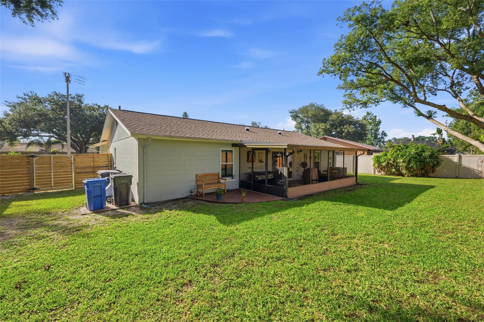 15906 Crying Wind Dr Property Photo 26
