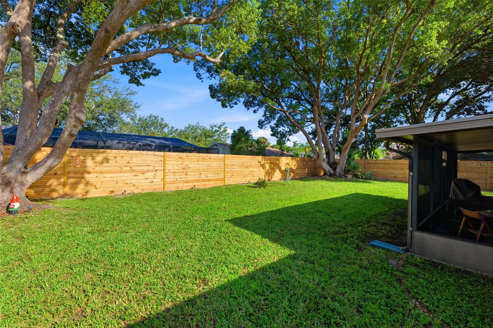 15906 Crying Wind Dr Property Photo 27