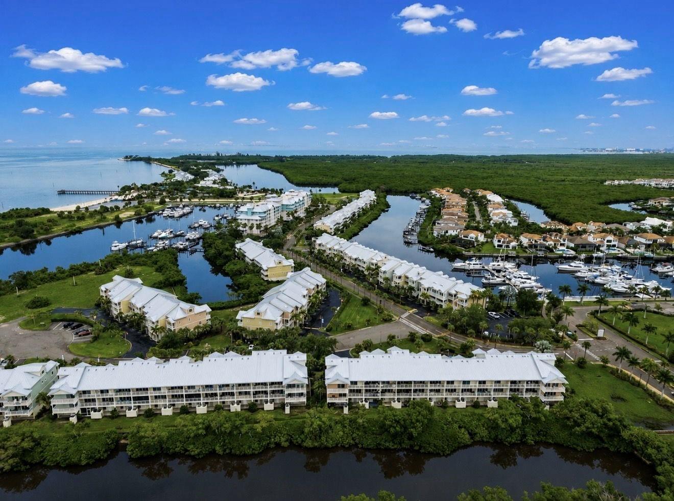 3228 Mangrove Point Dr Property Photo 3