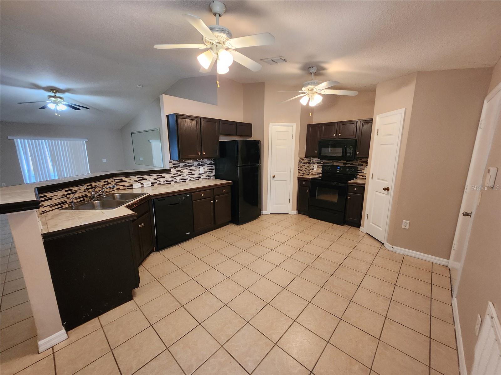 13407 Copper Head Dr Property Photo 5