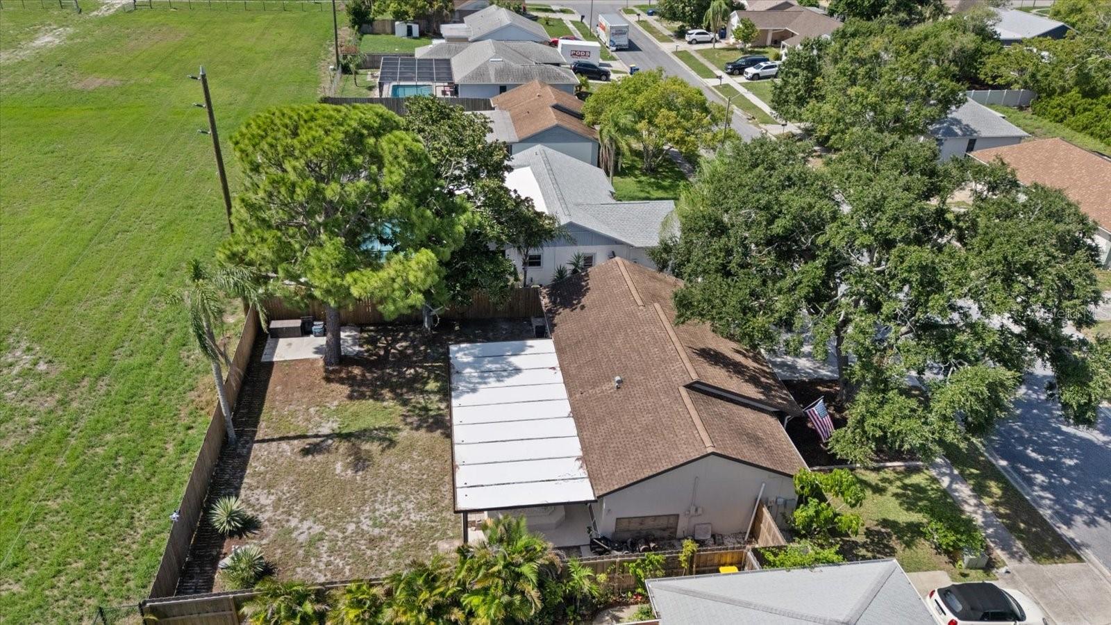 1310 Mandarin Dr Property Photo 2