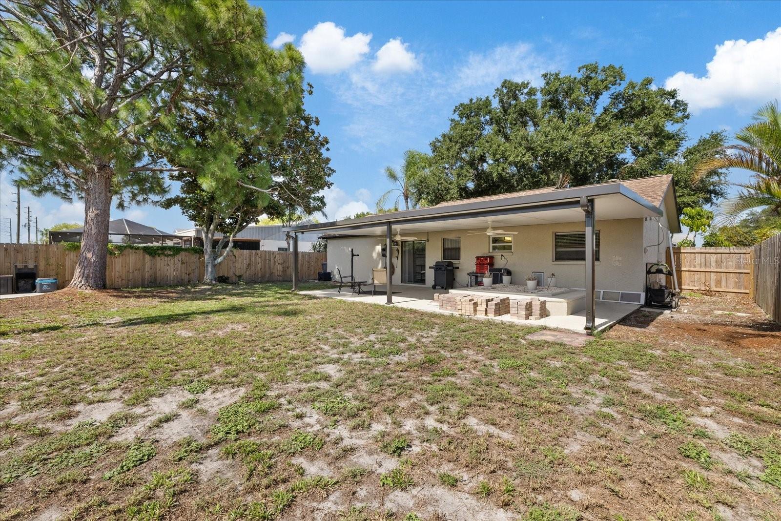 1310 Mandarin Dr Property Photo 27
