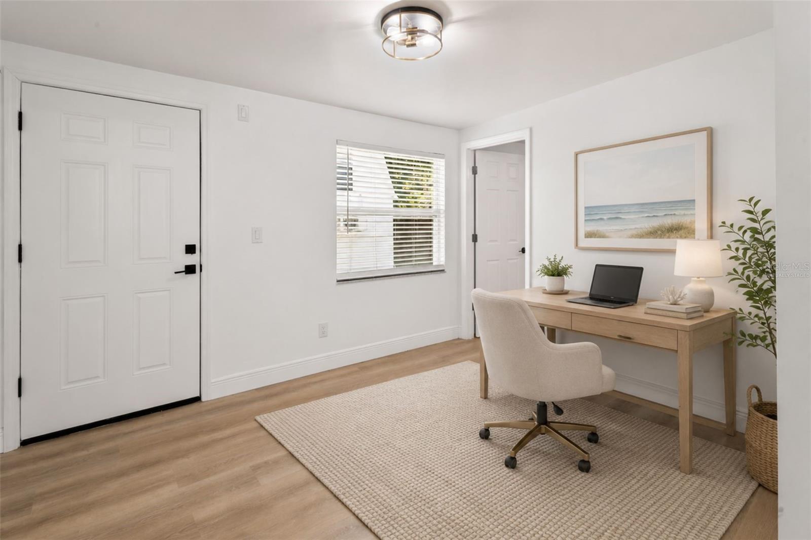 1781 Apache Trl Property Photo 8