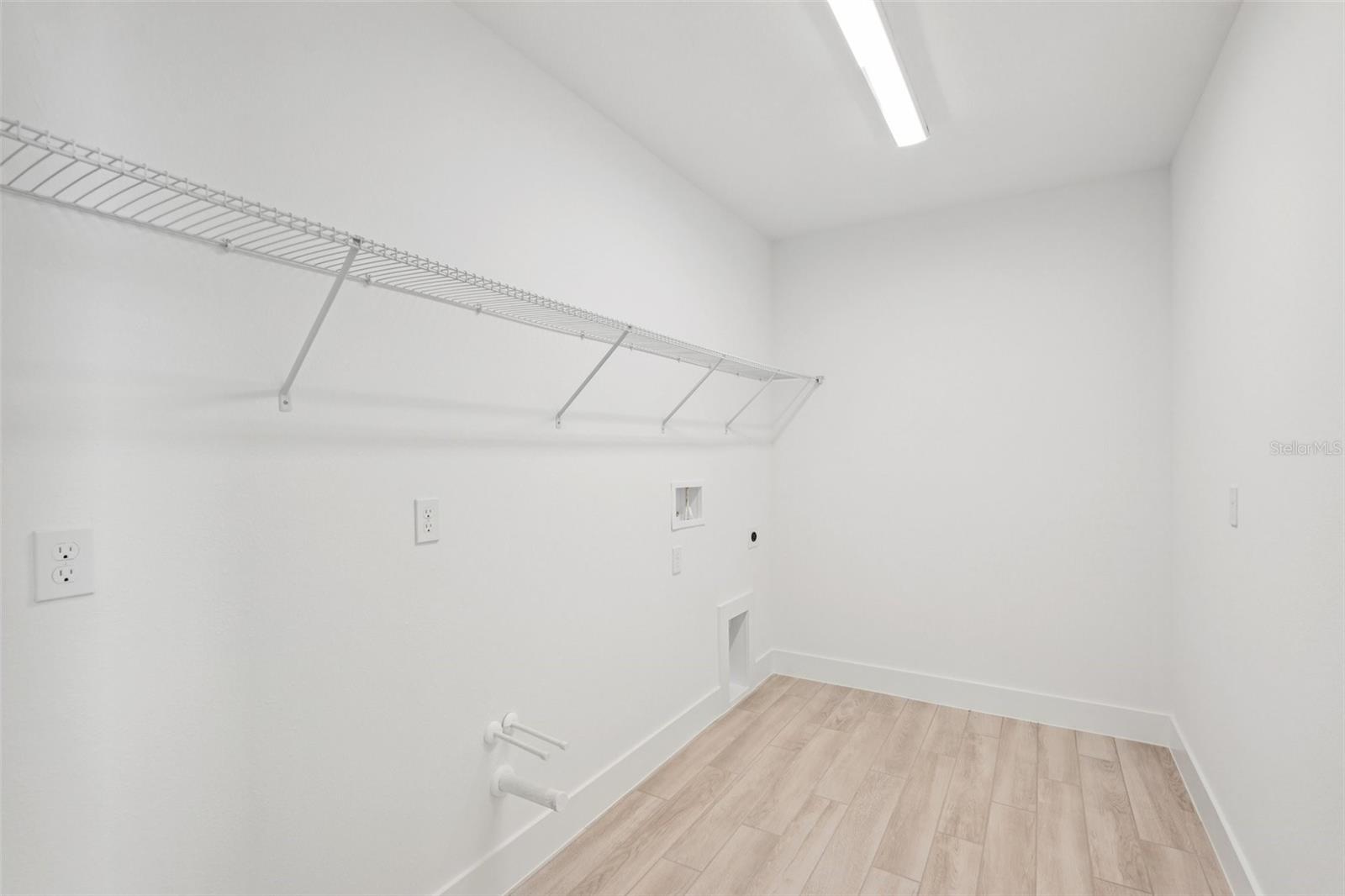 8234 Golden Beach Ct Property Photo 35
