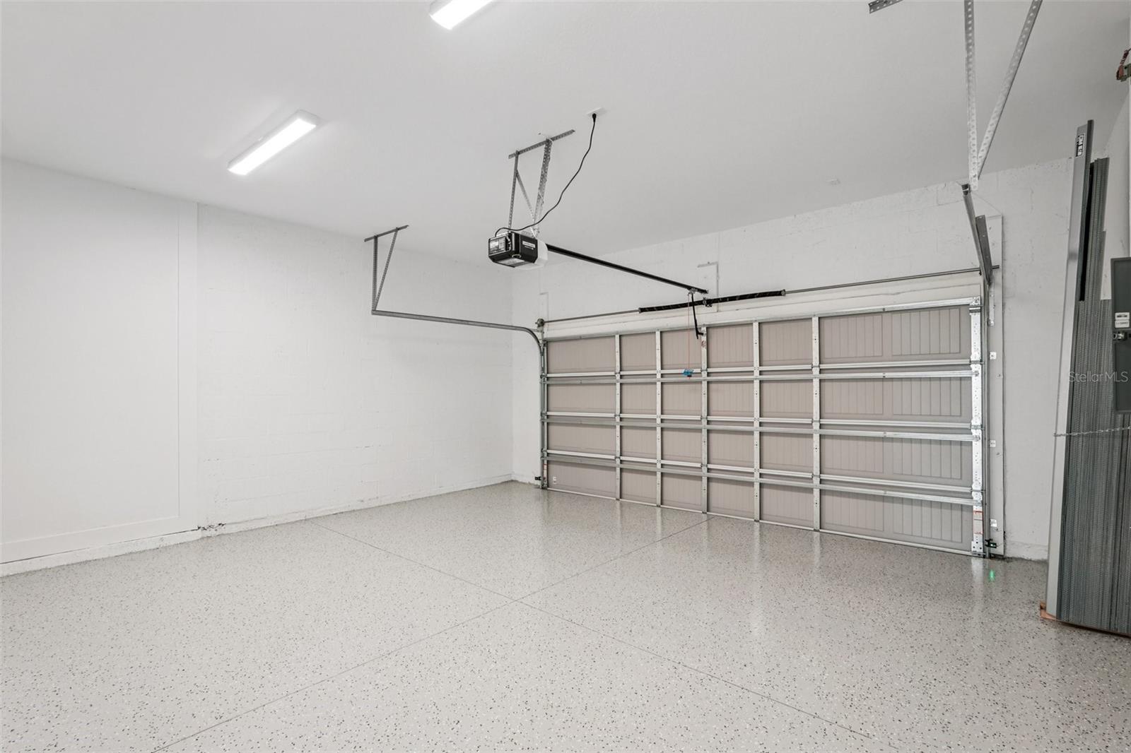 8234 Golden Beach Ct Property Photo 37