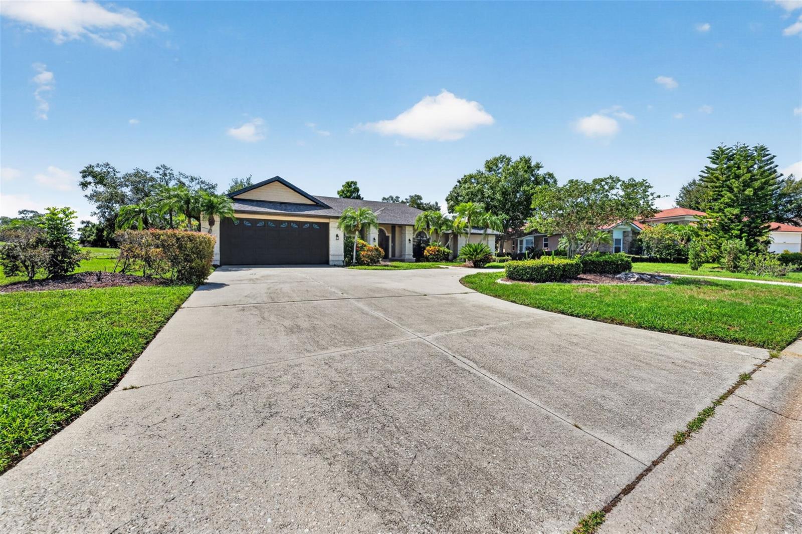 2941 Wilderness Blvd E Property Photo 2