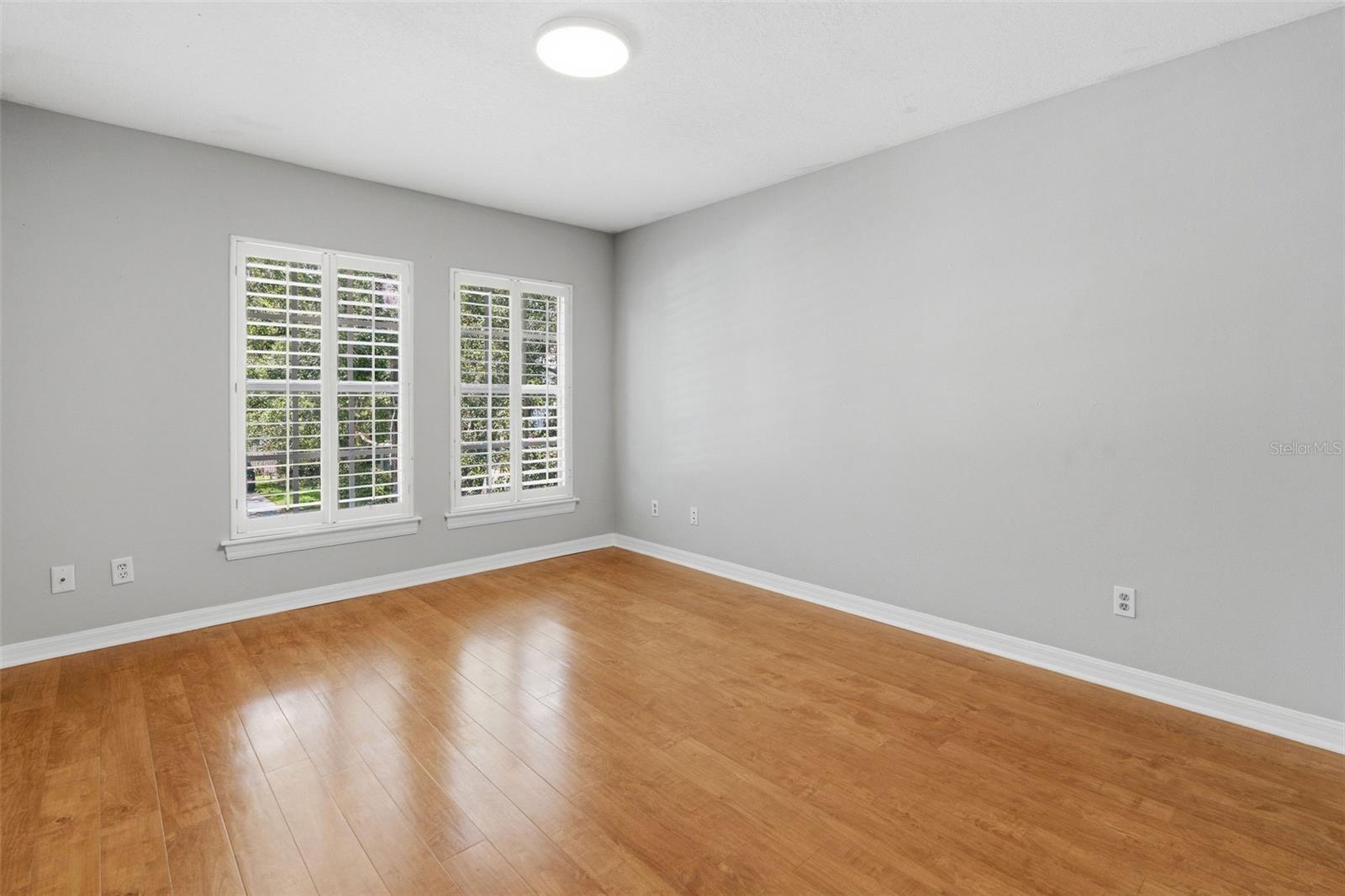 3710 W Leona St Property Photo 22