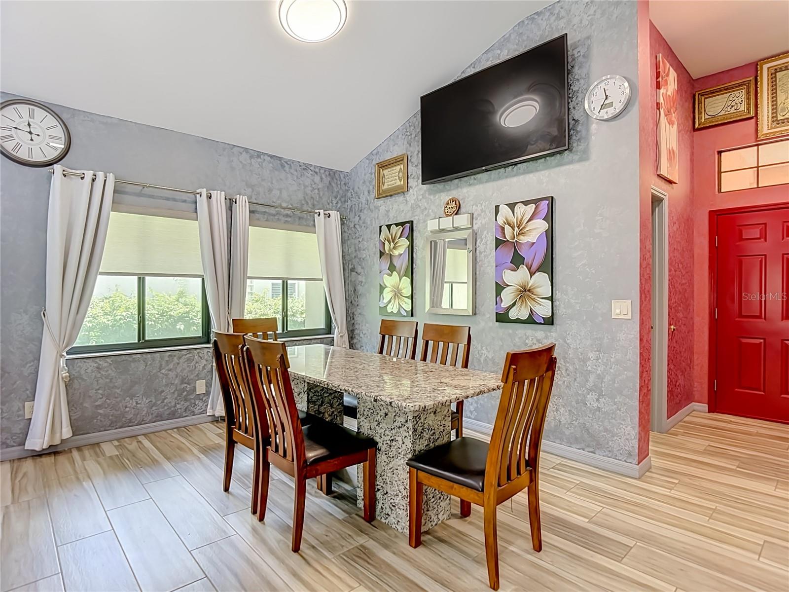 16040 Penwood Dr Property Photo 10