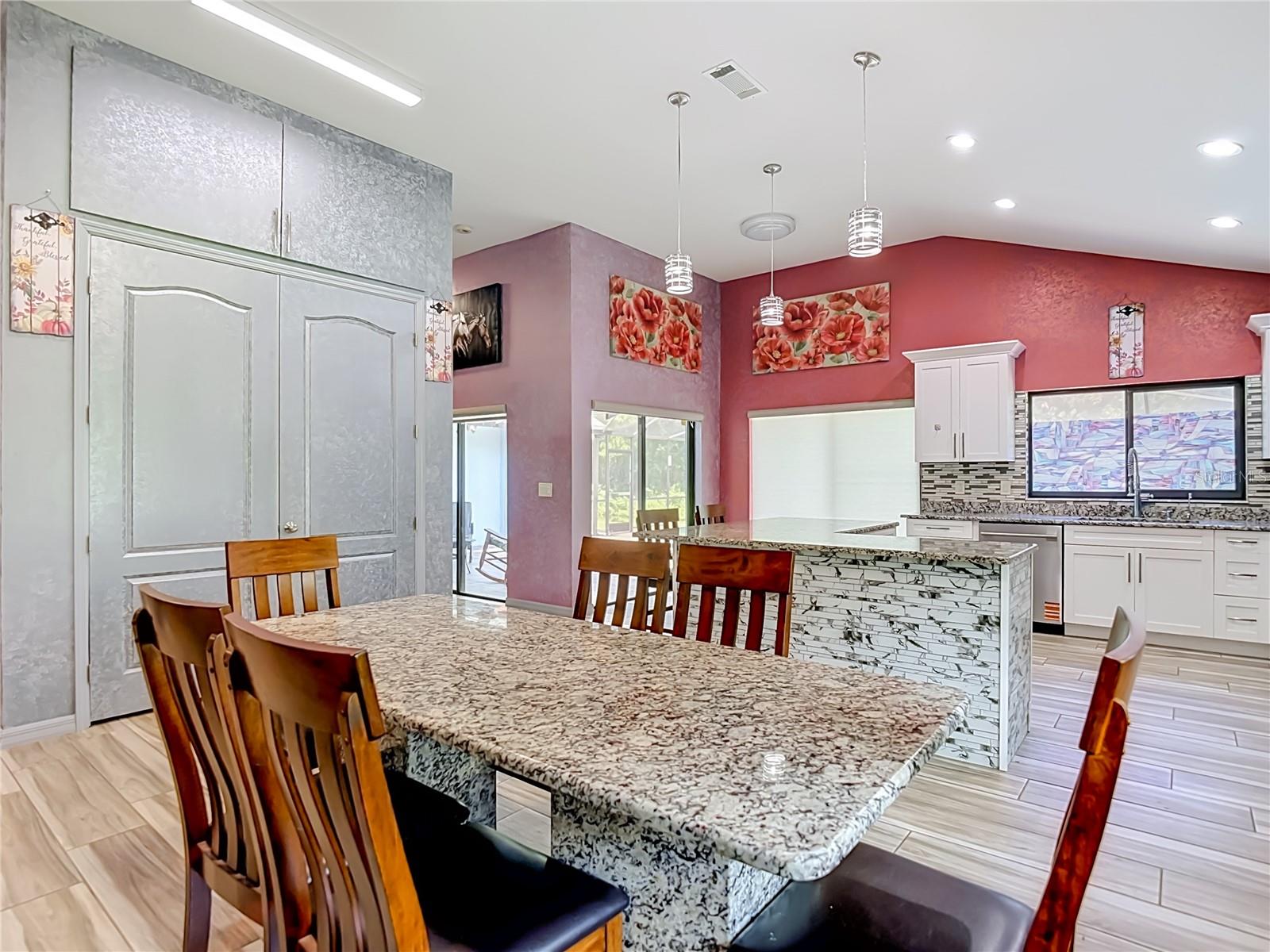 16040 Penwood Dr Property Photo 13