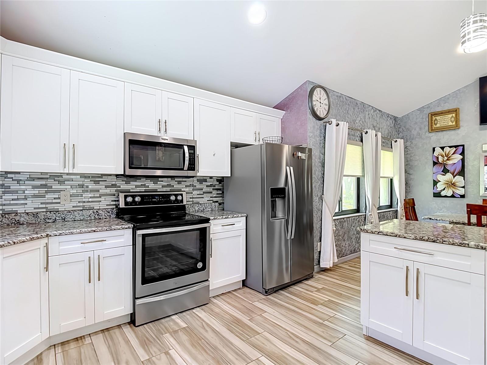 16040 Penwood Dr Property Photo 16