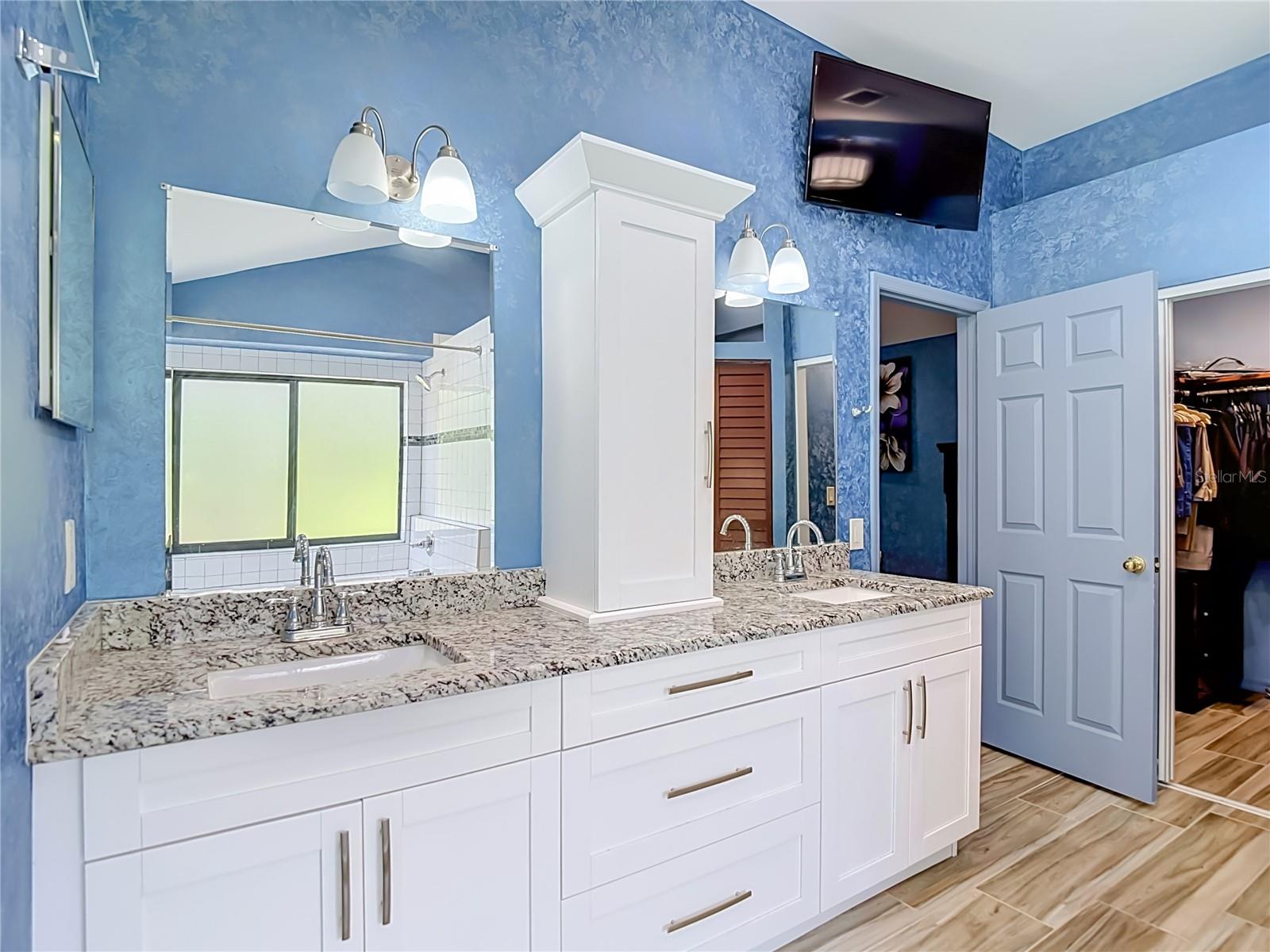 16040 Penwood Dr Property Photo 41