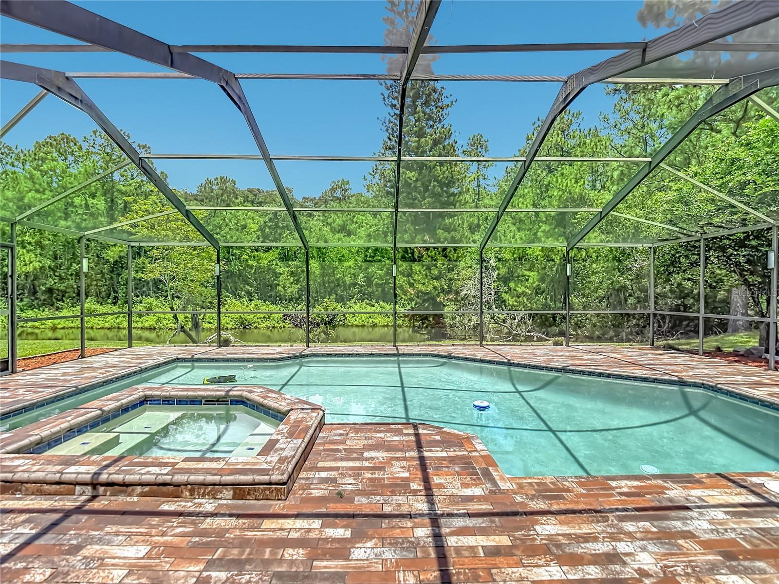 16040 Penwood Dr Property Photo 64
