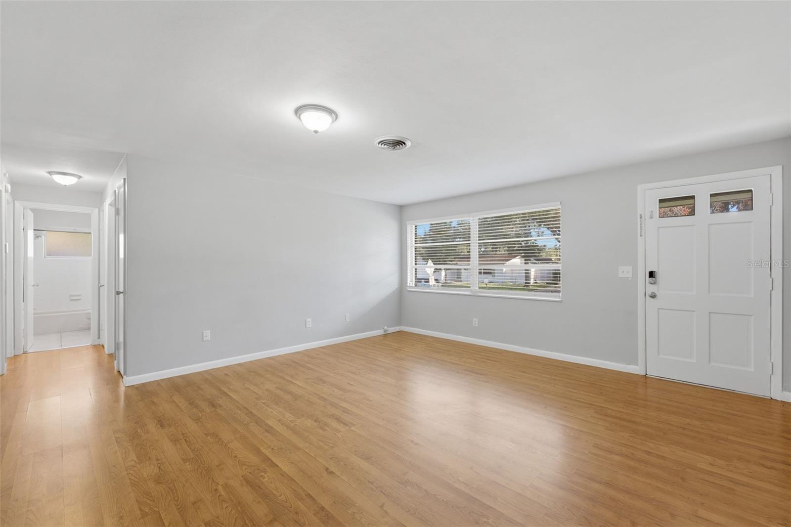 1387 Bellevue Blvd Property Photo 4